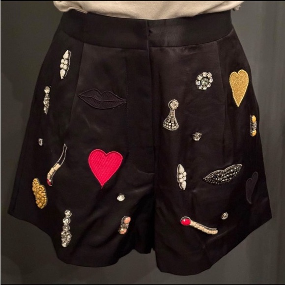 Stella MCcartney iconic shorts. - Picture 2 of 2